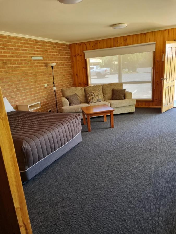 Country Roads Motor Inn Naracoorte Exterior foto
