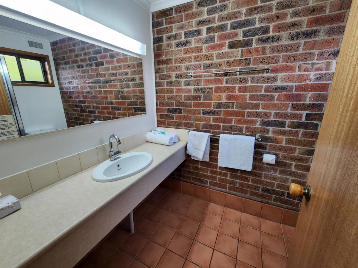 Country Roads Motor Inn Naracoorte Exterior foto